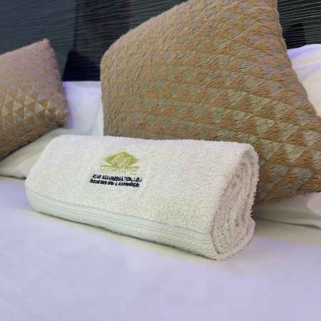 40 40 Accommodation Matola Bagian luar foto