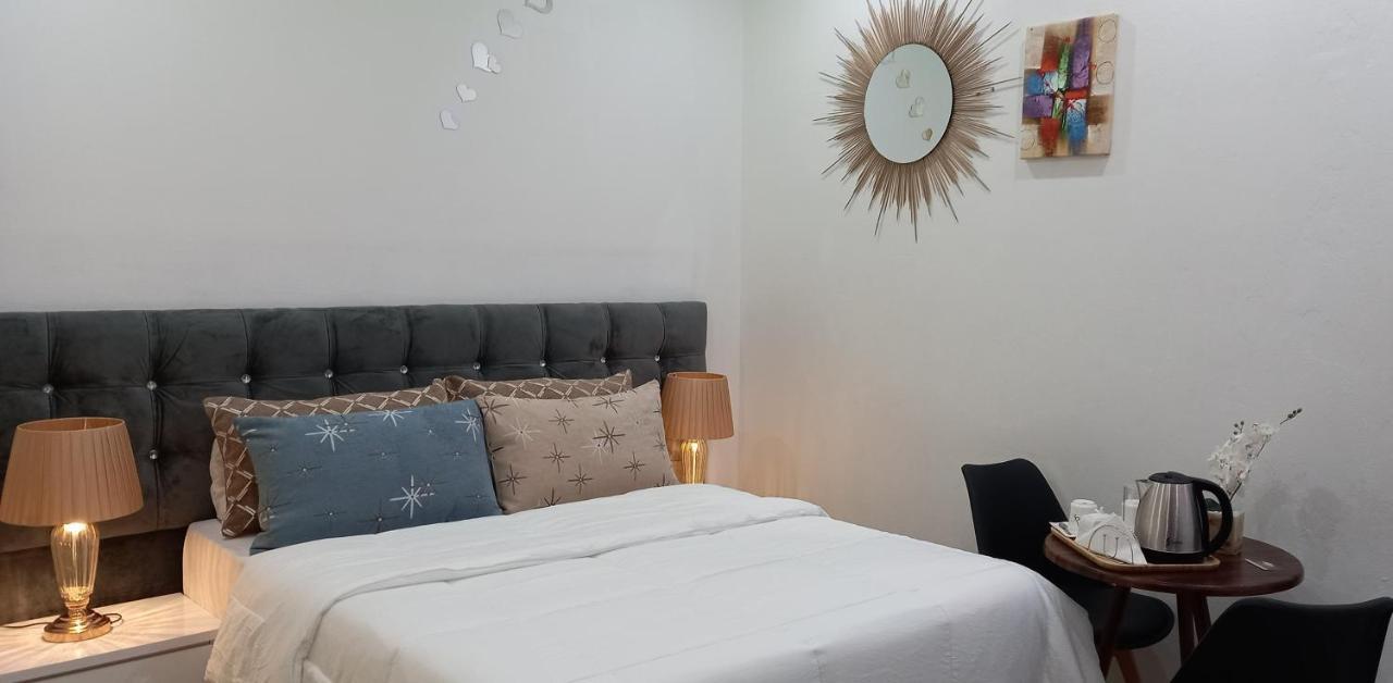 40 40 Accommodation Matola Bagian luar foto