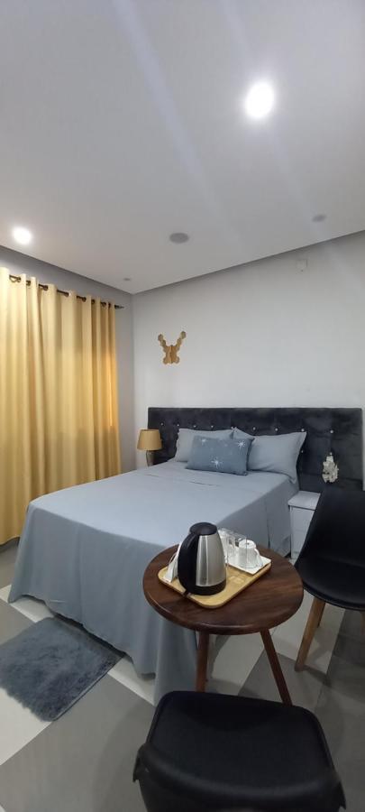 40 40 Accommodation Matola Bagian luar foto